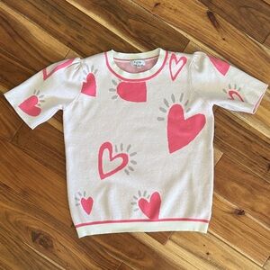 Fate women’s short sleeve heart sweater, size small-excellent condition